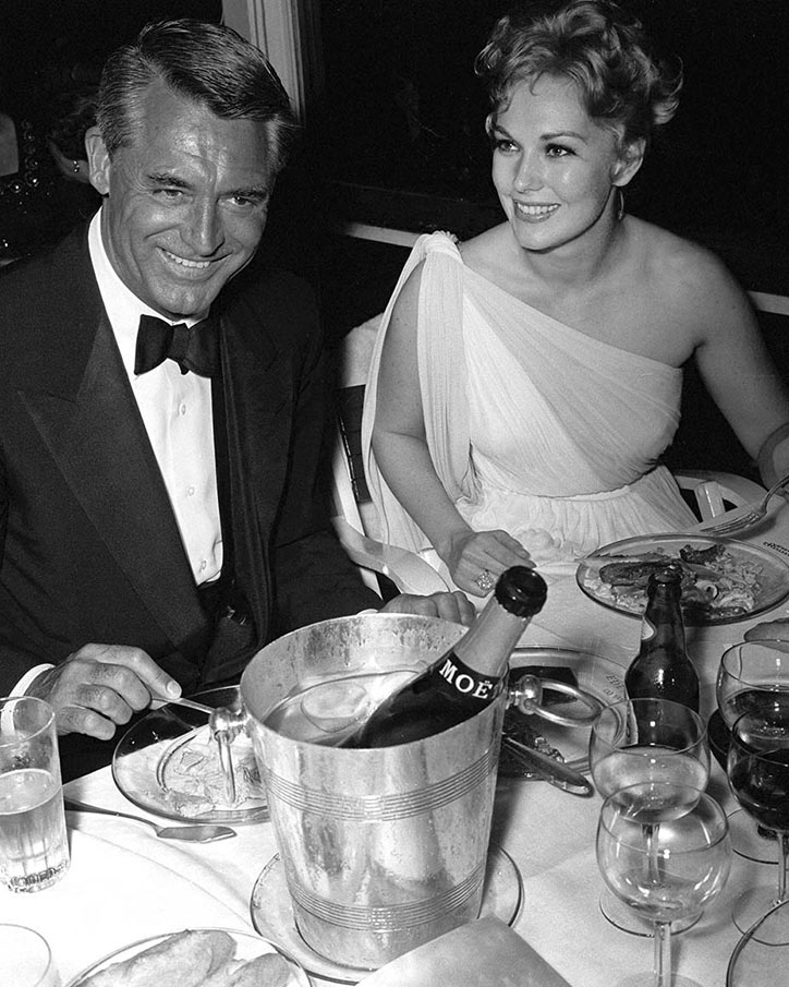 MEGA | 150 Years Of The Most Iconic Moments Of Moët Impérial In Photos | Kim Novak, Cary Grant