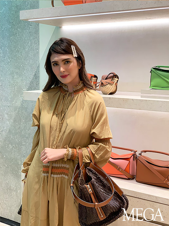 MEGA | These Celebrities Show That This Is The New ‘It’ Bag This Summer | Sofia Andres
