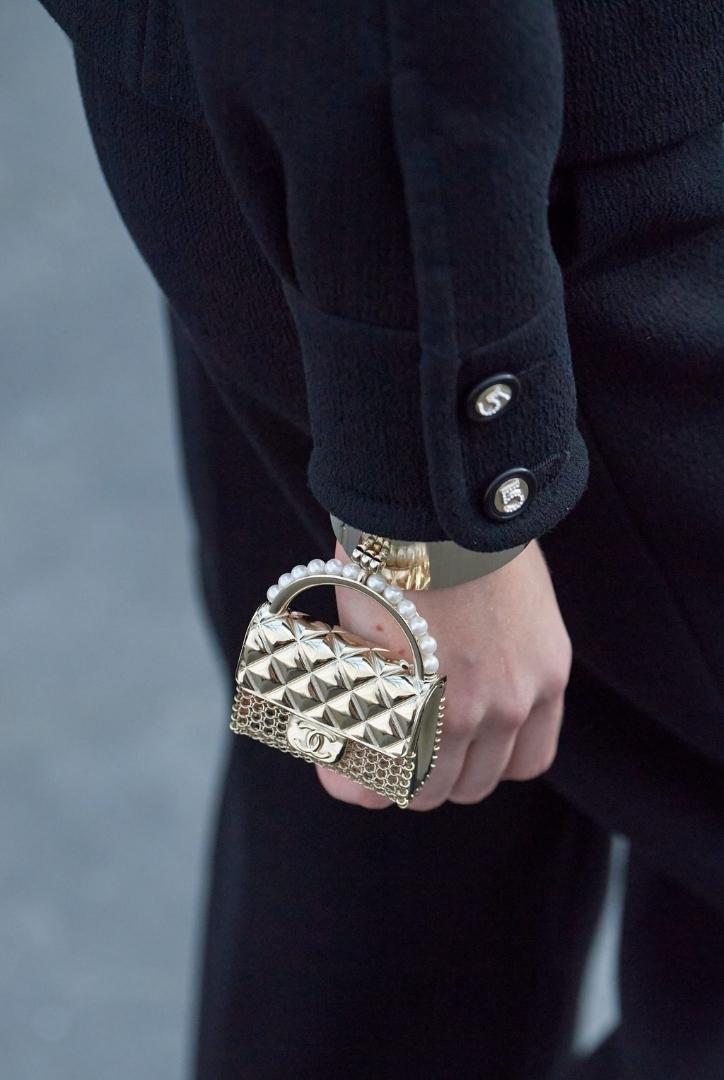 These Wrist Bags Are Definitely A Must-Have