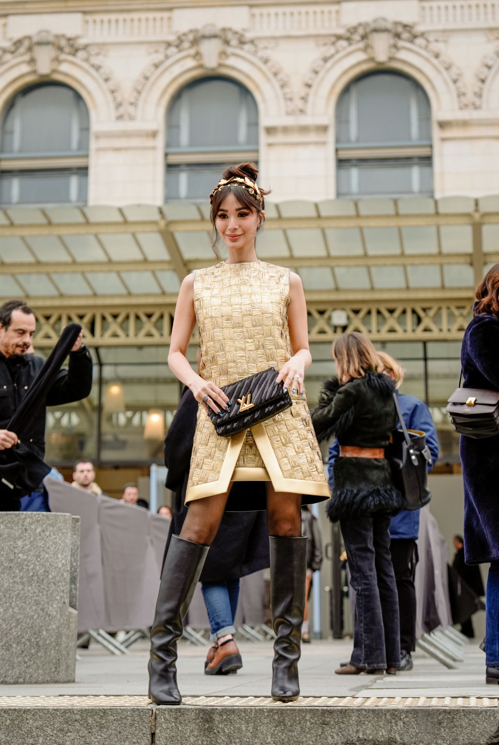 Street style, Heart Evangelista arriving at Louis Vuitton Fall