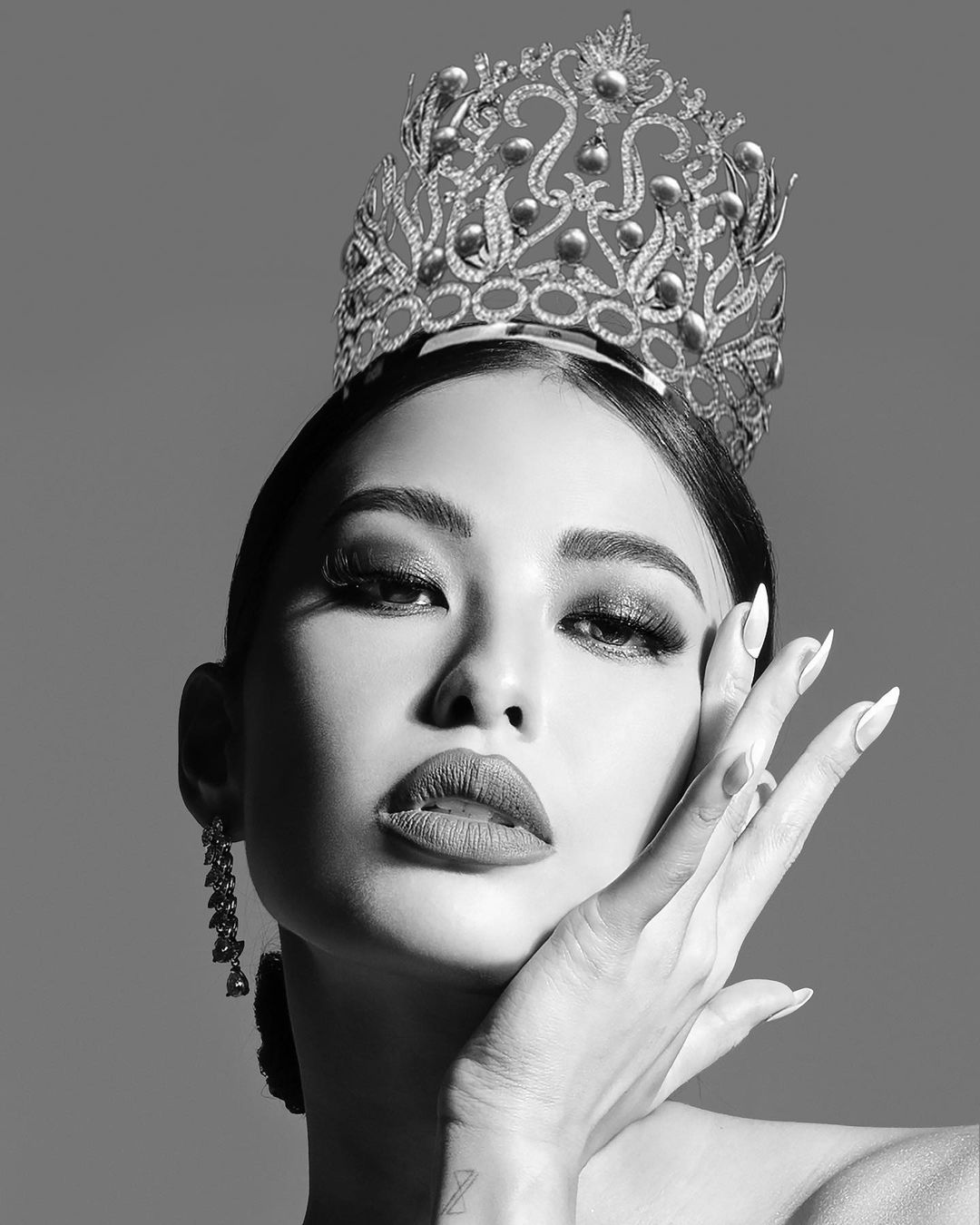 Michelle Dee Reigns as Miss Universe Philippines 2023 