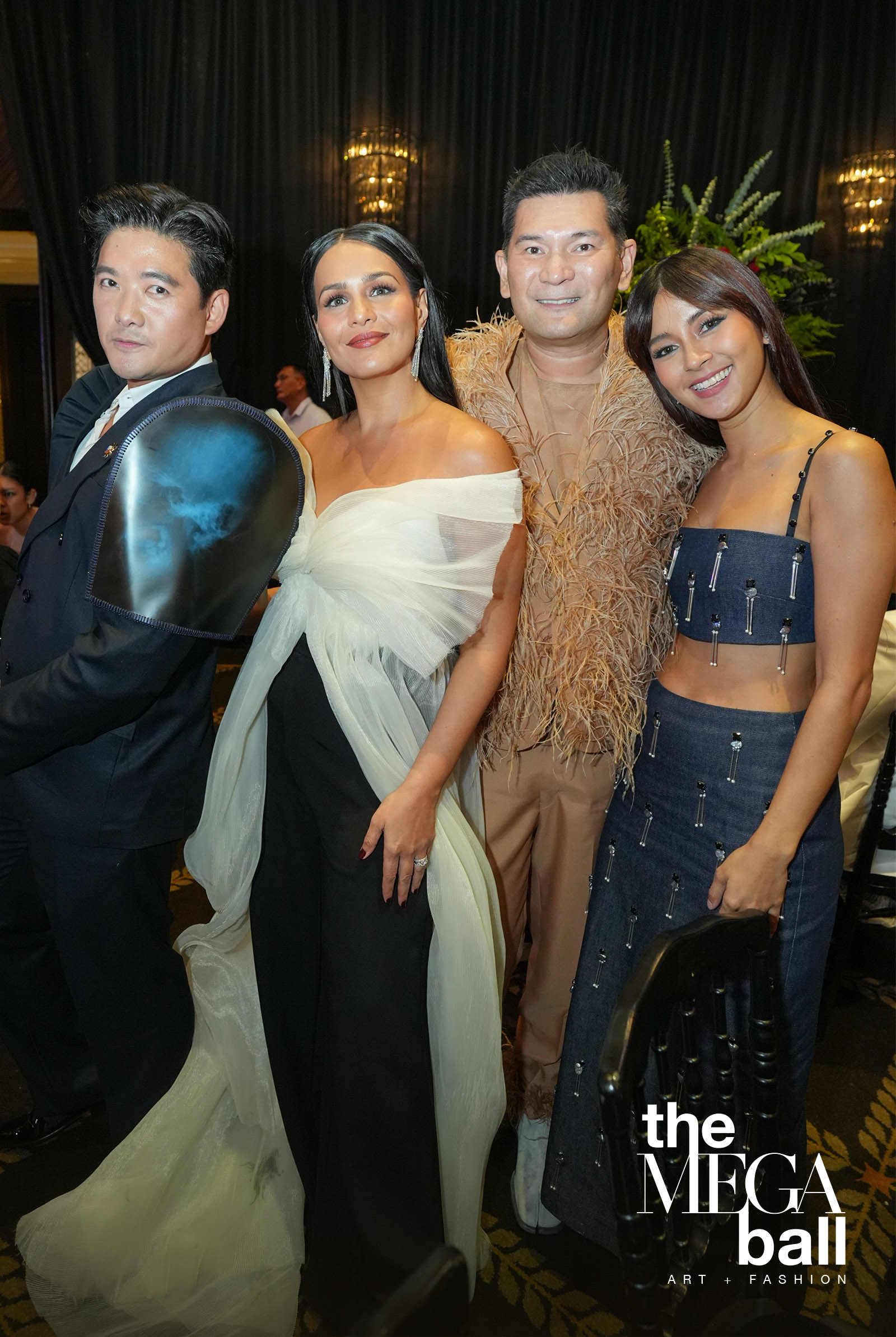 Tim Yap, Iza Calzado, Robby Carmona, and Bianca Gonzalez