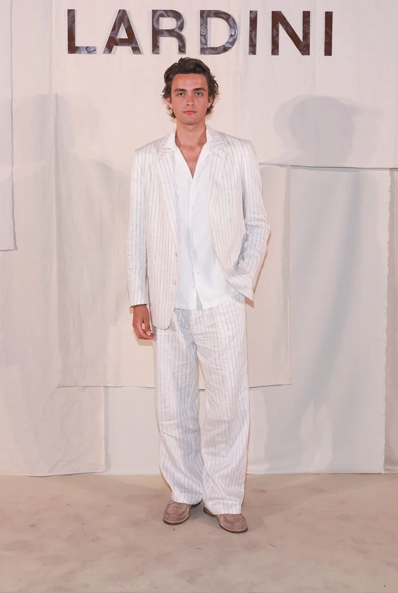 white suit for grooms