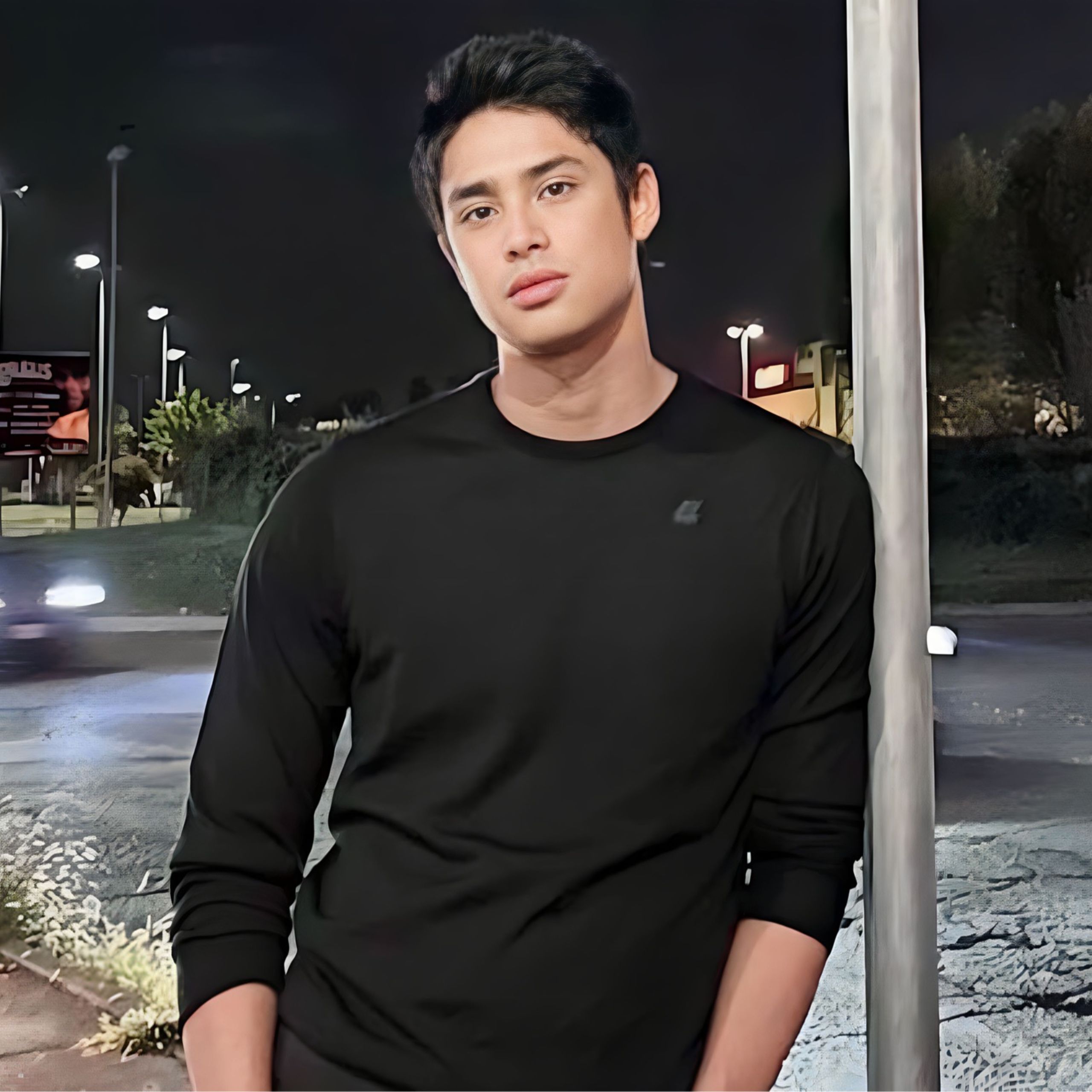 How Donny Pangilinan Conquered Italy With an All-Black Wardrobe