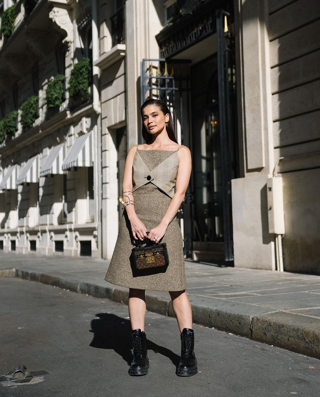 Look: Anne Curtis Makes Her Paris Fashion Week Debut
