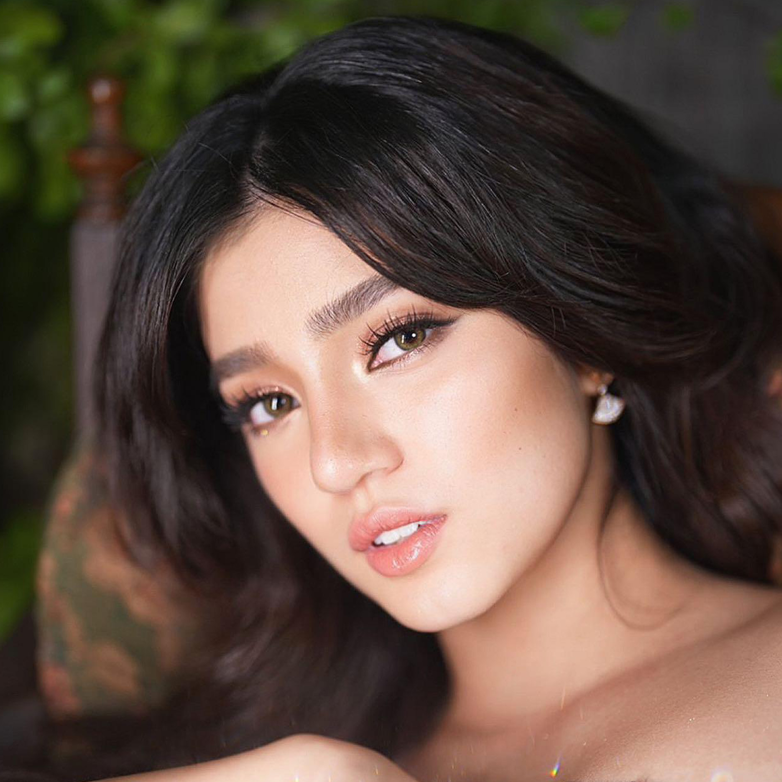 The Beauty Secrets Behind Belle Mariano’s Glam For the ABS-CBN Ball