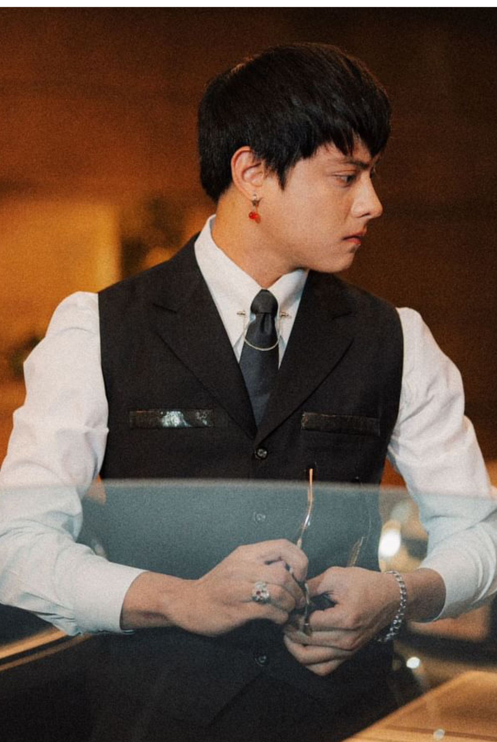 Daniel Padilla's accessories For the ABS-CBN Ball