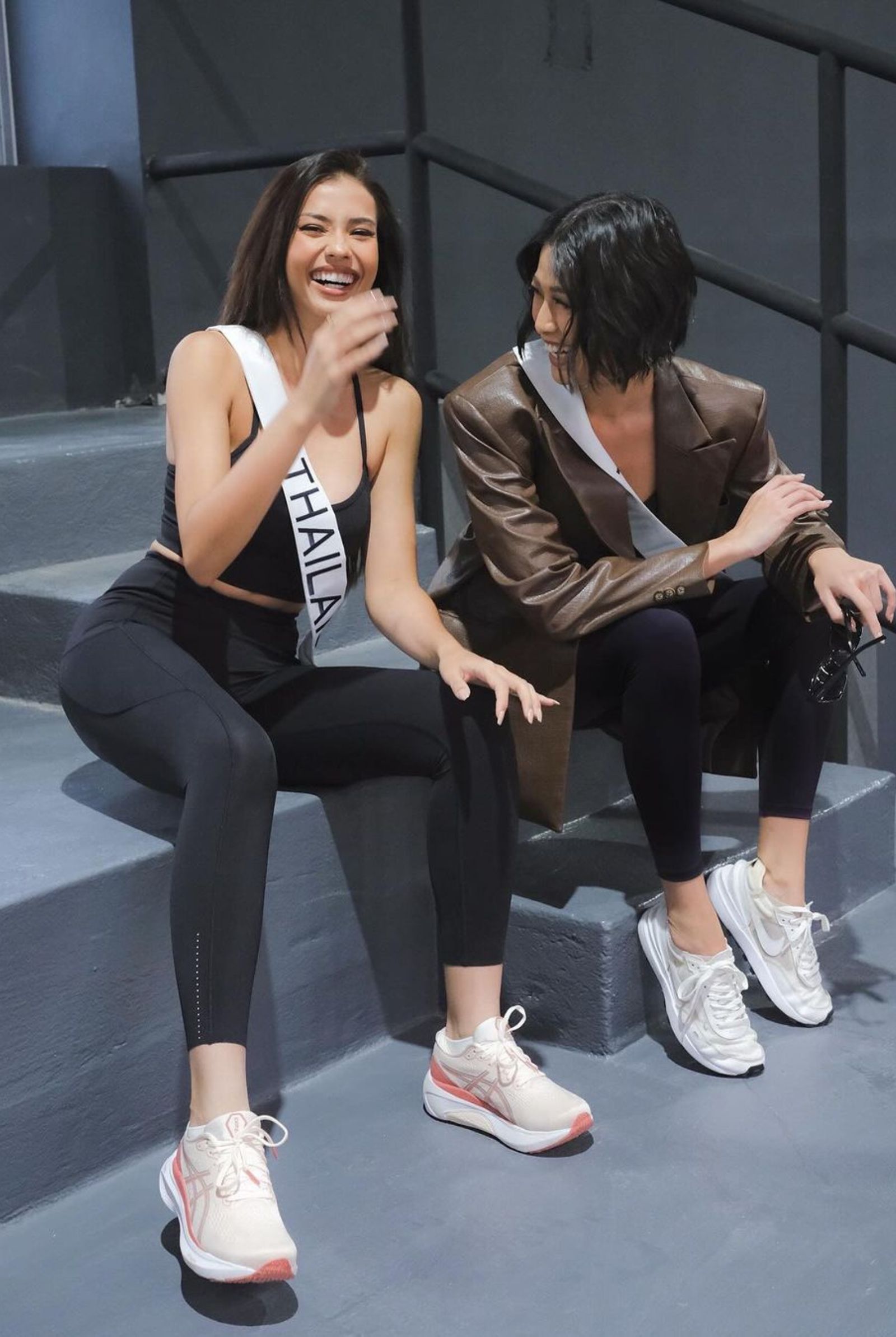 Miss Philippines and Miss Thailand training together