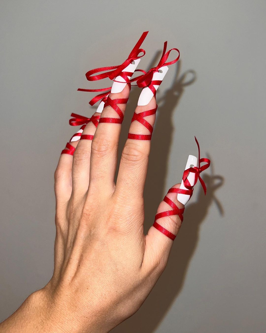 Holiday Manicure Trends 2023