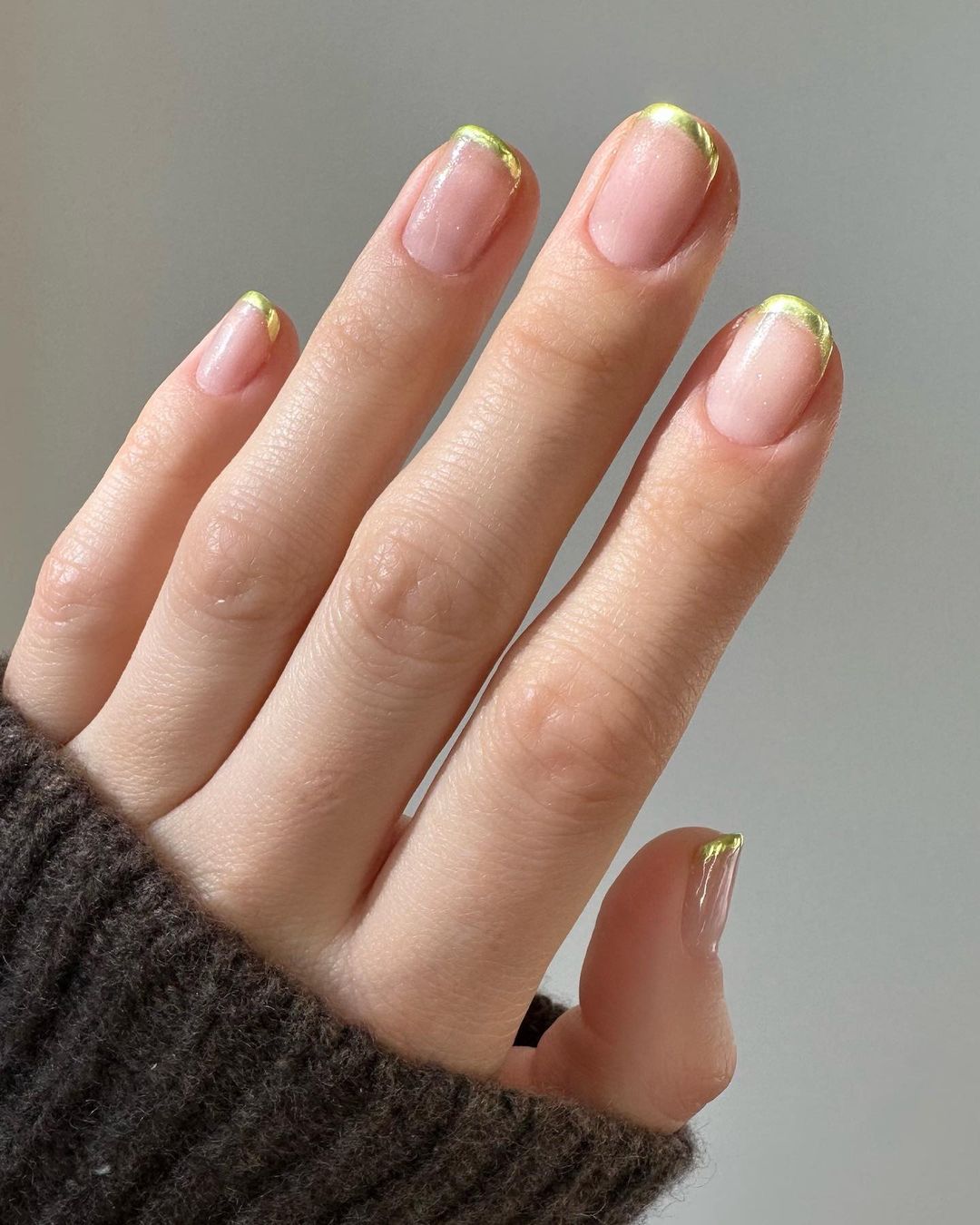 Holiday Manicure Trends 2023