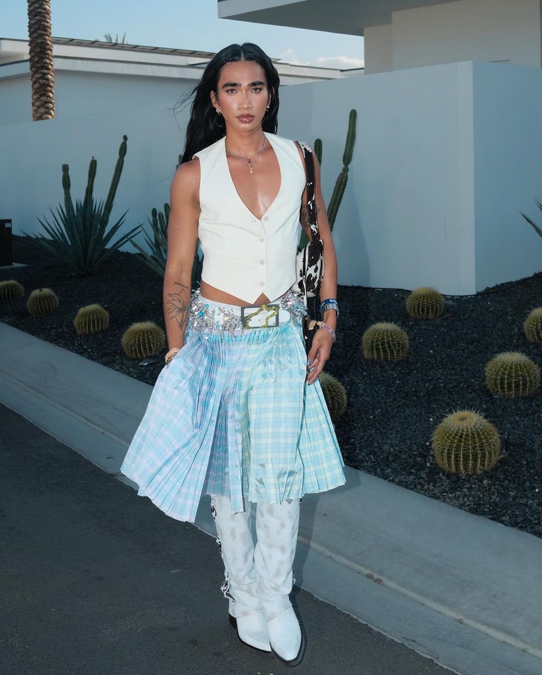 MEGA Lookbook: Modern Boho Outfit Ideas as Seen in Coachella