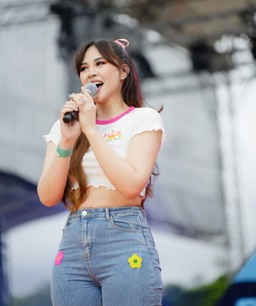 Janella performs at her first ever Pride event 2024