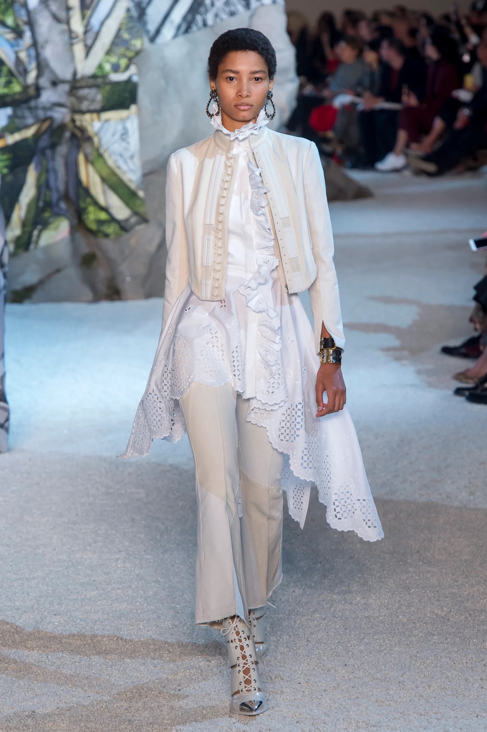 mega-alexander-mcqueen-spring-summer-2019-sarah-burton