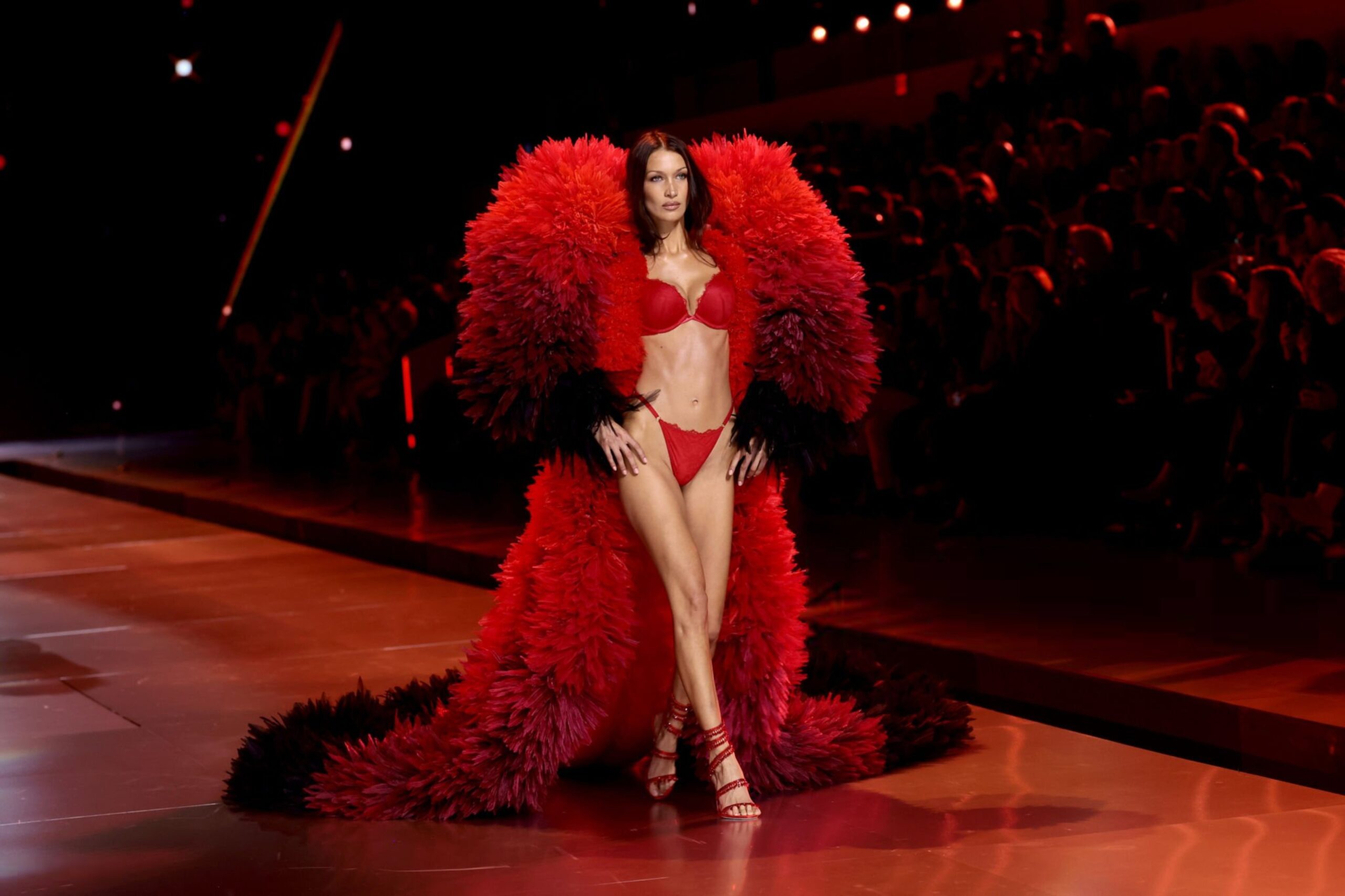 mega victoria's secret fashion show 2024 bella hadid