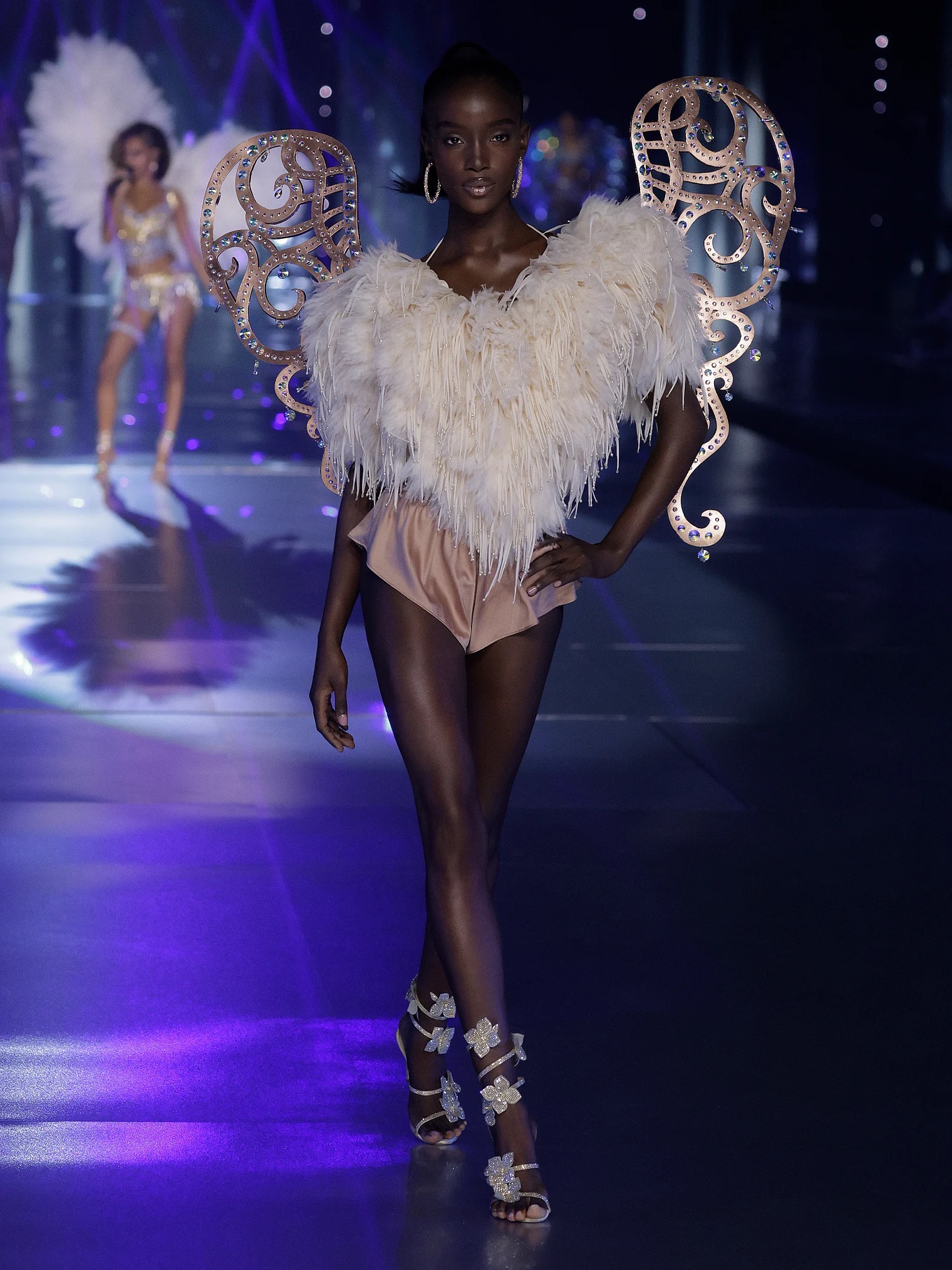 mega victoria's secret fashion show 2024 maty fall