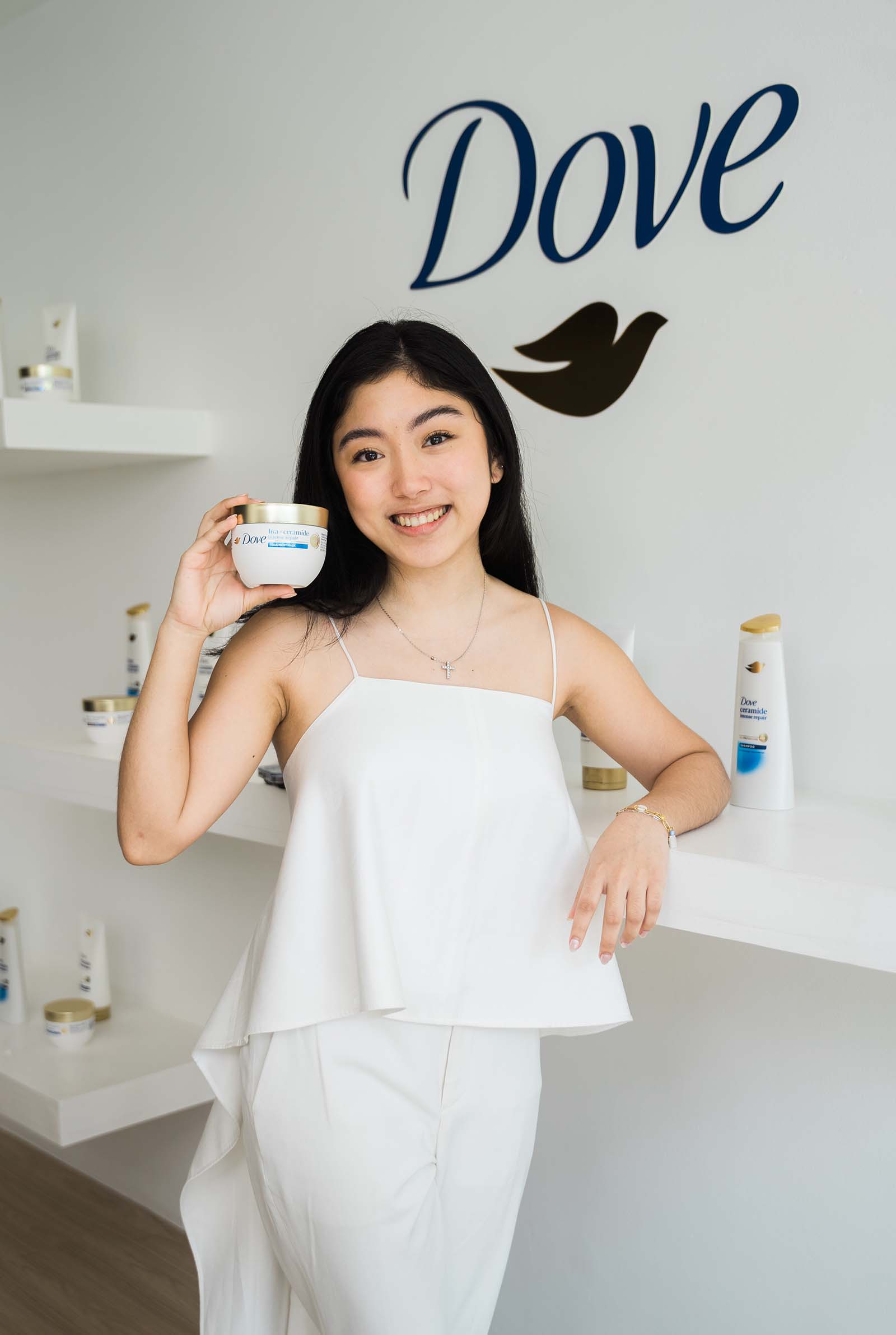 Dove's new Hya-Ceramide Intense Repair 10-in-1 Treatment Mask