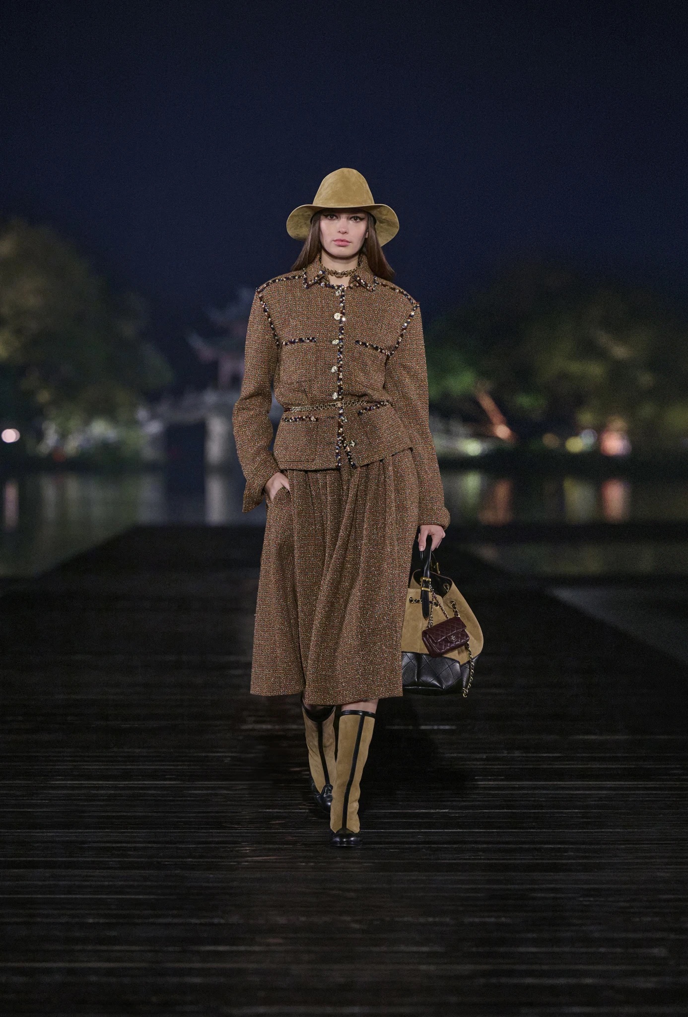 chanel-prefall-2025-4