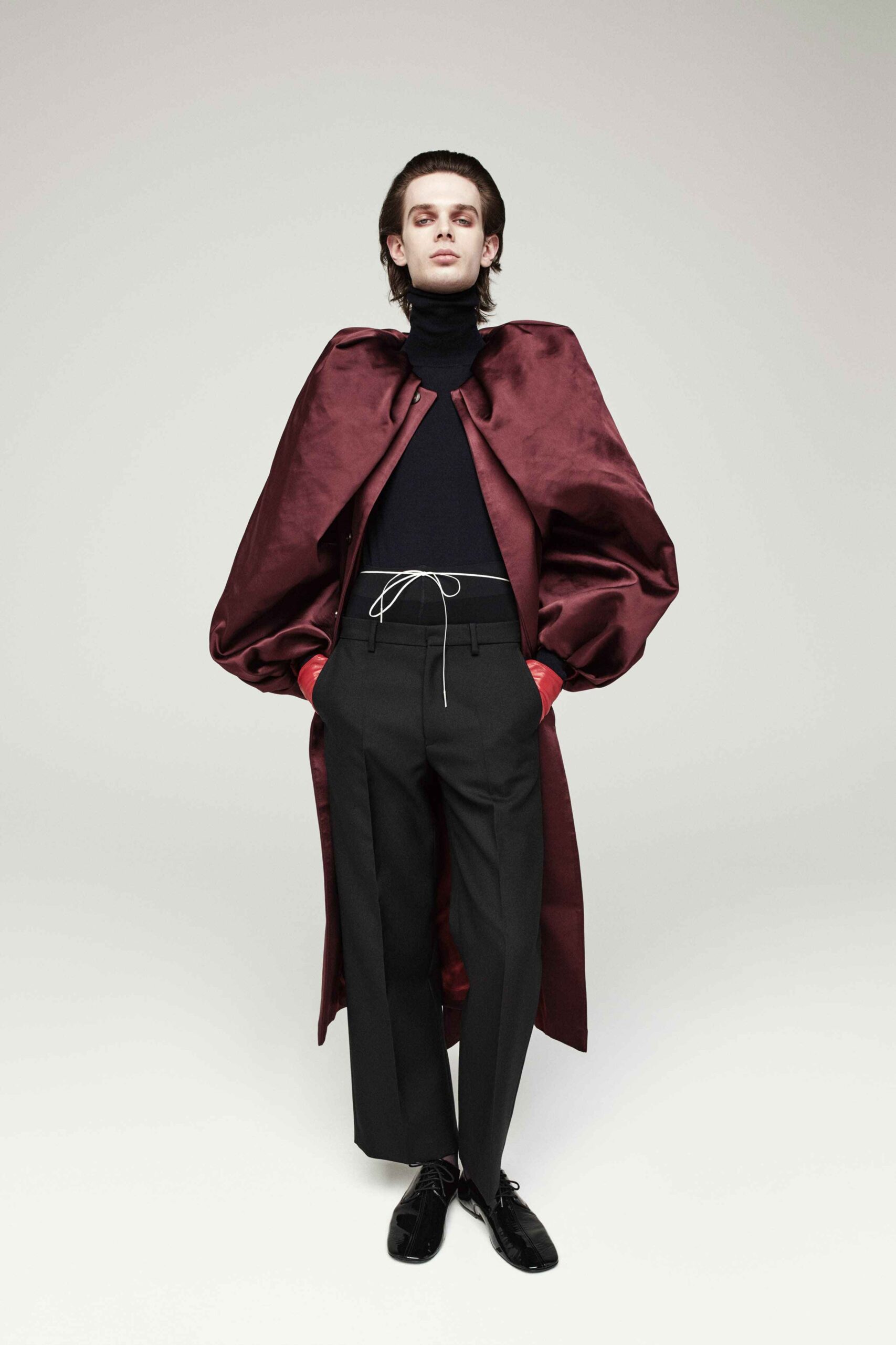 FW25 Menswear: Dries Van Noten Finds Gender-Fluid Romance