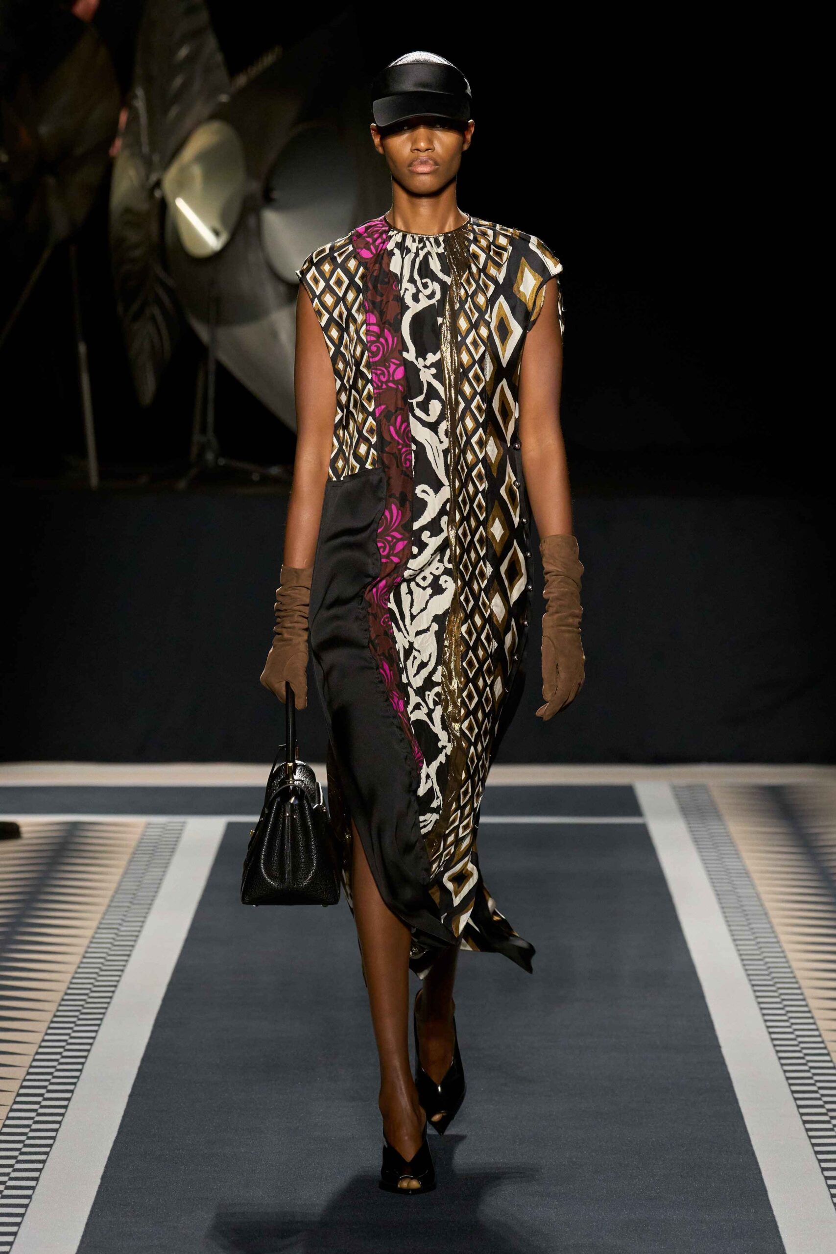 FW25: Lanvin Reclaims a French Chic Reinvention