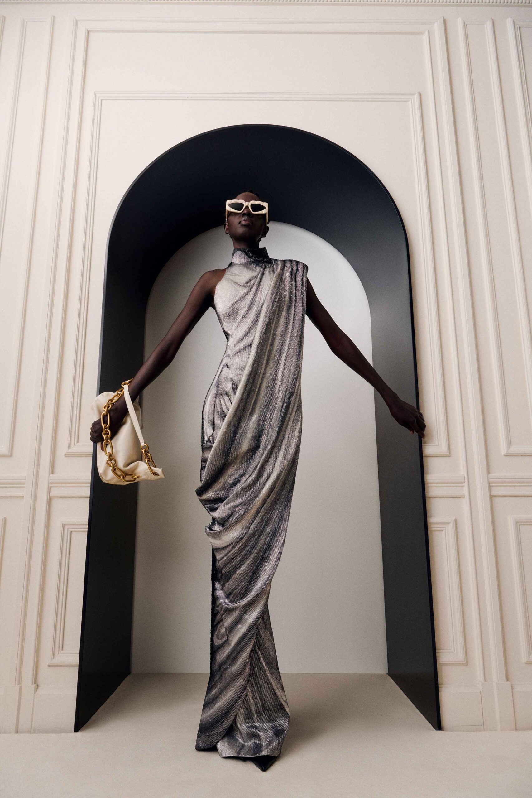 Draped, twisted, and oh-so-easy, 2025 reimagines ancient fashion with a modern touch—ready for everything from lounging, brunching, or anything in between. fashion trend mega